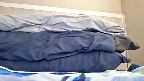 aranda1684892 online show from April 2026 10:23:02 PM