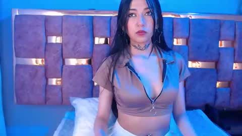 Aranza.  online show from December 2025 03:34:01 AM