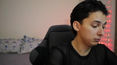 Snapshot of archi_love chatting on April 2026 02:14:01 AM ARCHIBALDO online show from April 2026 02:14:01 AM