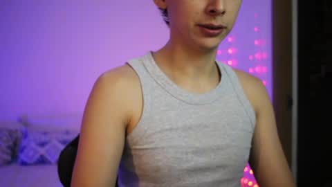 Snapshot of archi_love chatting on April 2026 02:47:02 AM ARCHIBALDO online show from April 2026 02:47:02 AM