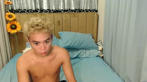 Snapshot of archie_moreno chatting on June 2026 06:41:01 PM ARCHIE online show from June 2026 06:41:01 PM