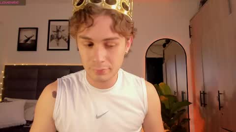 Snapshot of archiekingss chatting on April 2026 01:03:01 AM Archie online show from April 2026 01:03:01 AM