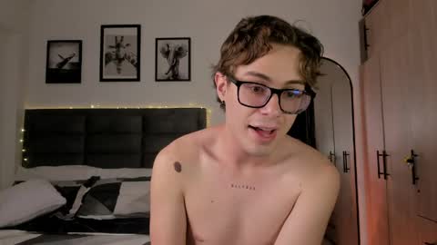 Snapshot of archiekingss chatting on May 2026 06:57:01 PM Archie online show from May 2026 06:57:01 PM