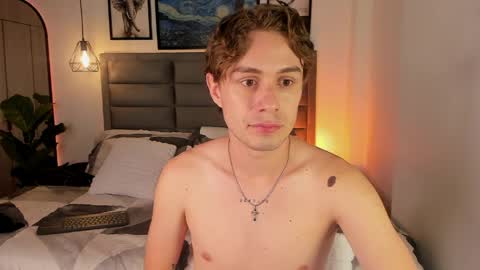 Snapshot of archiekingss chatting on May 2026 10:05:02 PM Archie online show from May 2026 10:05:02 PM