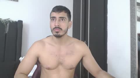 Snapshot of ares_xxxx chatting on December 2024 10:44:02 AM ARES online show from December 2024 10:44:02 AM