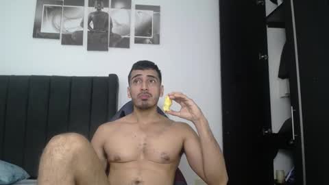 Snapshot of ares_xxxx chatting on February 2025 10:37:02 AM ARES online show from February 2025 10:37:02 AM