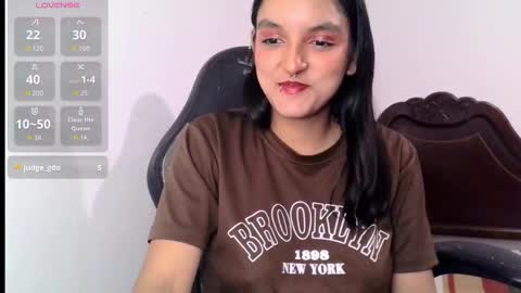 Snapshot of ari_20_ chatting on October 2025 02:08:02 AM Bella online show from October 2025 02:08:02 AM