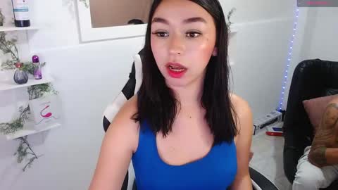 Snapshot of ari_2dcouple chatting on May 2026 11:35:01 PM ari_2dcouple online show from May 2026 11:35:01 PM