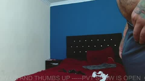 Snapshot of aria_and_nick chatting on April 2026 04:10:02 PM ARIA AND. NICK online show from April 2026 04:10:02 PM