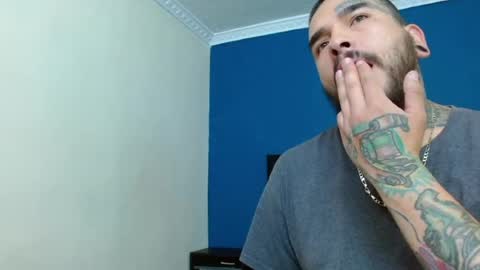 Snapshot of aria_and_nick chatting on June 2026 04:44:01 PM ARIA AND. NICK online show from June 2026 04:44:01 PM