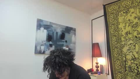 aria y orien  online show from January 2026 10:52:01 AM