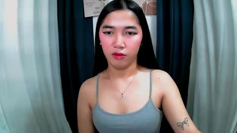 Snapshot of aria_fucks chatting on April 2026 12:00:01 AM ARIA online show from April 2026 12:00:01 AM