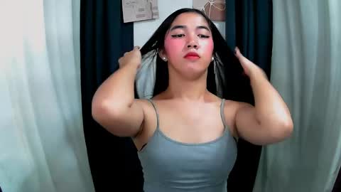 Snapshot of aria_fucks chatting on May 2026 01:03:02 AM ARIA online show from May 2026 01:03:02 AM