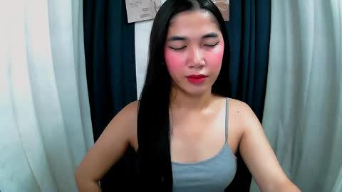 Snapshot of aria_fucks chatting on May 2026 12:17:01 AM ARIA online show from May 2026 12:17:01 AM