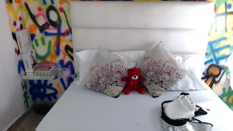 Snapshot of aria_martiin chatting on February 2025 11:32:01 AM aria online show from February 2025 11:32:01 AM