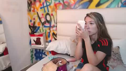 aria online show from November 2025 12:50:02 PM