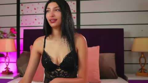 Snapshot of aria_moon18 chatting on June 2026 04:53:02 AM Aria online show from June 2026 04:53:02 AM