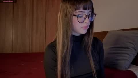 Snapshot of aria_mora chatting on June 2026 10:26:01 PM Roxxy online show from June 2026 10:26:01 PM