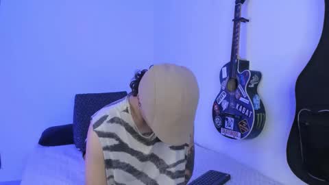 Aria and Orien online show from February 2026 02:47:02 PM