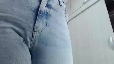 ariacoral online show from November 2025 12:56:01 PM