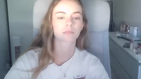 AriaCreazy online show from July 2026 02:59:01 PM