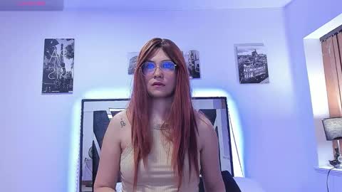 ariadeluxe online show from November 2025 02:07:02 PM