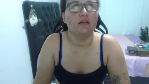 ...Ariana... online show from November 2025 06:44:02 PM