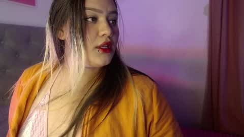 Ari online show from December 2024 01:46:01 AM