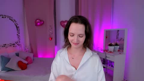 Ariadna online show from February 2025 01:21:01 AM