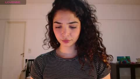 ariagal online show from April 2026 07:21:02 PM