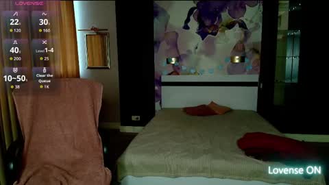 AriaGray online show from March 2026 12:17:02 PM