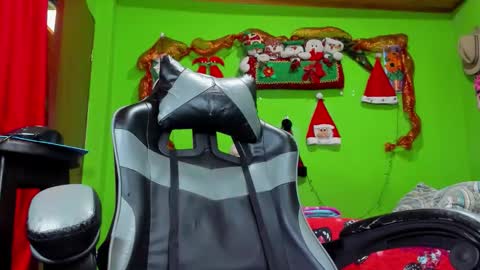 arian pervert online show from November 2025 08:30:01 PM