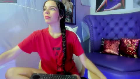 Ariana  online show from November 2025 11:35:01 AM