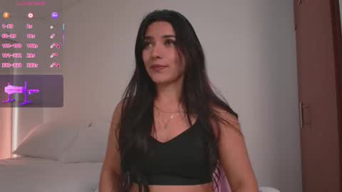 Snapshot of ariana_bae_ chatting on February 2026 03:39:01 PM online show from February 2026 03:39:01 PM