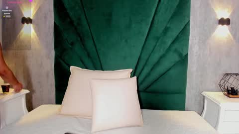 ARIANA online show from January 2025 11:35:01 AM