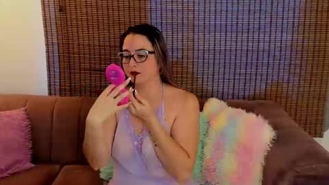 Snapshot of ariana_cross_ chatting on May 2026 12:44:02 PM Ariana Cruz online show from May 2026 12:44:02 PM