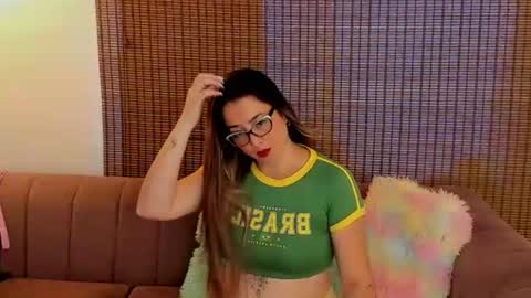 Ariana Cruz online show from July 2026 01:41:02 PM