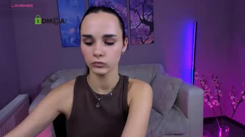 ariana_ross7 online show from November 2025 08:08:01 PM