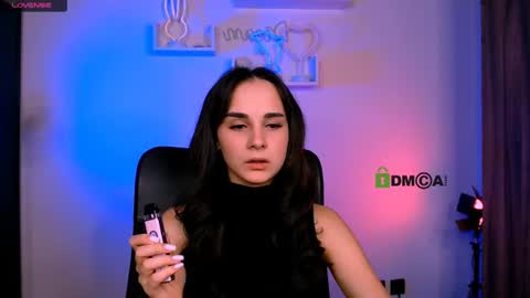 Snapshot of ariana_ross7 chatting on July 2026 07:27:01 PM ariana_ross7 online show from July 2026 07:27:01 PM