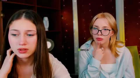 arianaa_cat online show from April 2026 06:36:02 PM