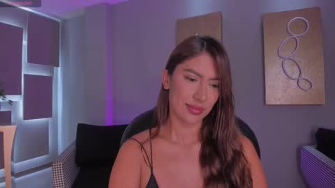 Ariana Dumont online show from February 2026 11:04:01 AM