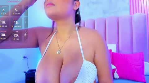 Snapshot of arianarougee chatting on July 2026 04:51:02 AM ArianaRougee online show from July 2026 04:51:02 AM