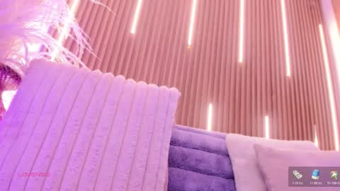 Ari  online show from December 2025 12:58:01 PM