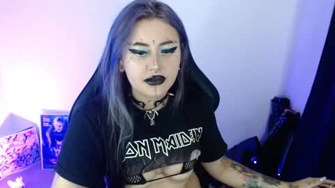 help me 100 hands up my OF is Free  online show from April 2026 12:23:01 AM