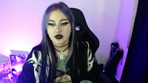 Snapshot of arianauwu666 chatting on May 2026 06:36:02 PM help me 100 hands up my OF is Free online show from May 2026 06:36:02 PM