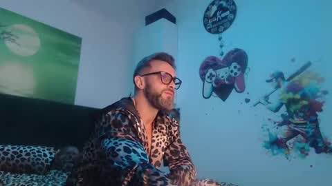 ariandeluna online show from January 2025 06:56:02 PM