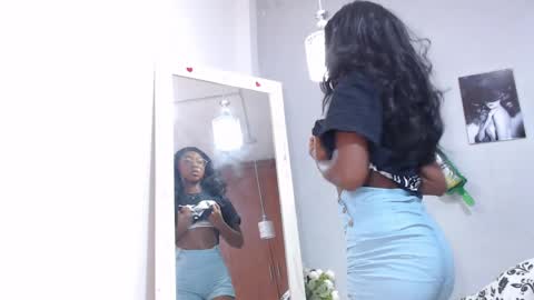 arianna rossi online show from March 2026 01:06:01 PM