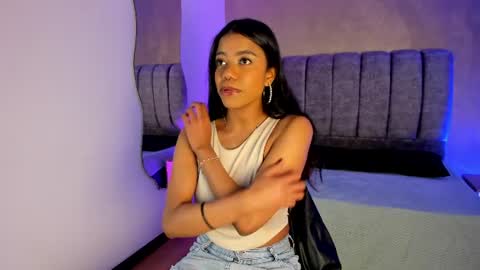arianna_roxe_ online show from July 2026 03:45:02 AM
