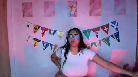 Snapshot of arianna_sampio chatting on June 2026 01:37:01 AM Ar online show from June 2026 01:37:01 AM