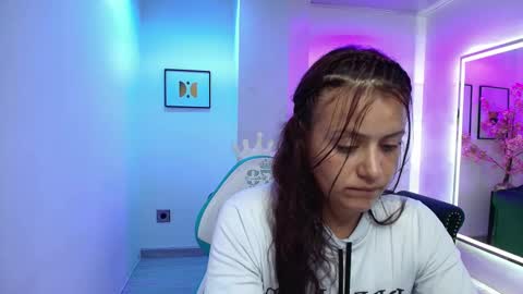 arianna_sweeet online show from November 2025 04:21:01 AM